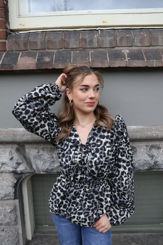 Madi panterprint blouse