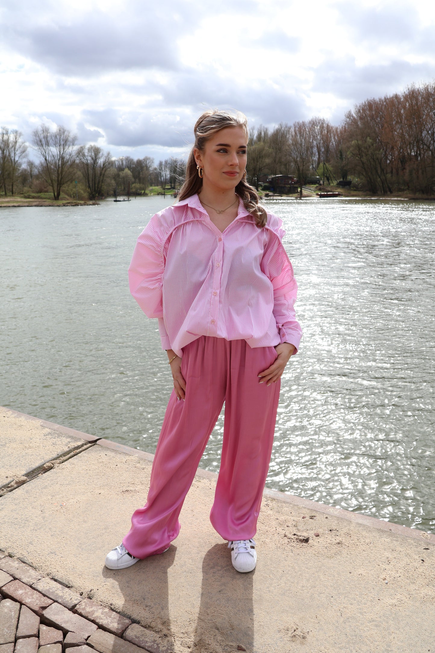 Wijde broek dames roze zijde