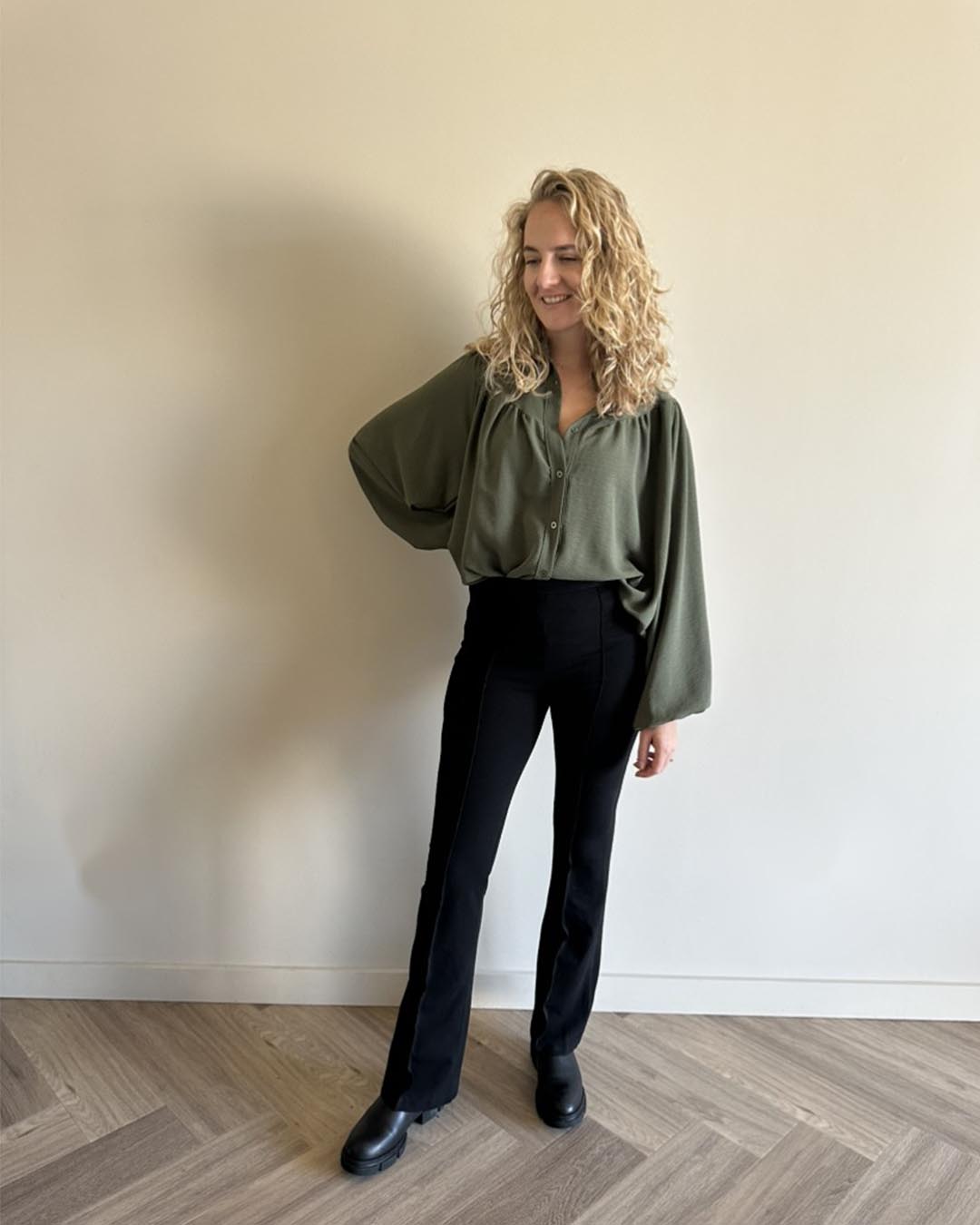 Zwarte flared pantalon broek
